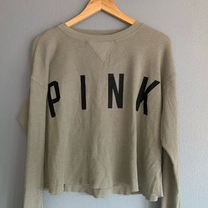 VS PINK LOGO LONG SLEEVE